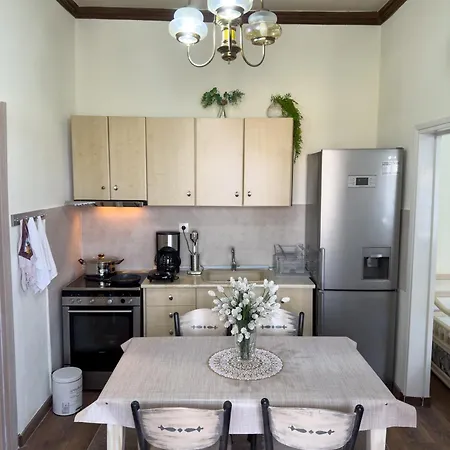 شقة Olympus Nest لِتوخورو